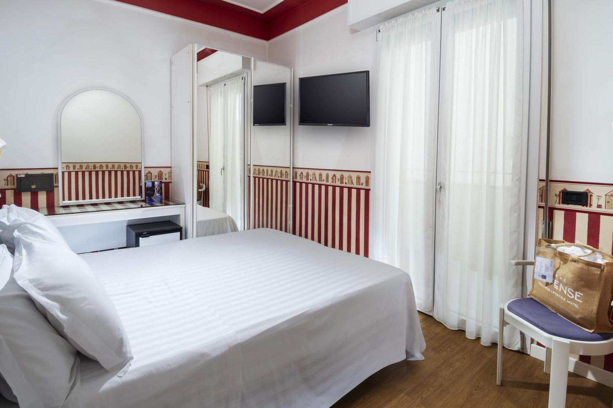 Hotel Estense Gatteo a Mare Ngoại thất bức ảnh